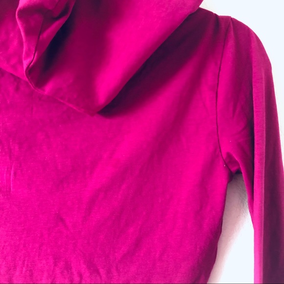 Cropped magenta hoodie 3/$20 - Picture 5 of 5